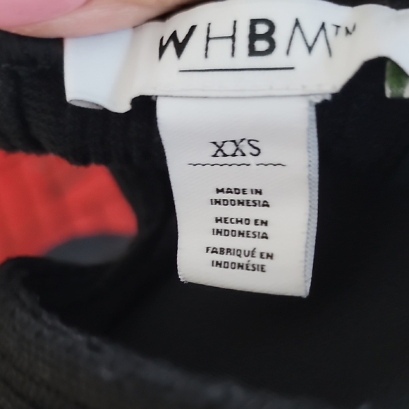 White House Black Market Fitted Black Sleeveless Tank Top - Picture 2 of 10